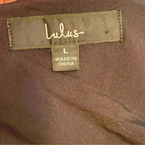 Lulus Balloon Sheer Sleeve Mock Wrap Top Black “Wrapped In Blooms” Size Large - Picture 8 of 10